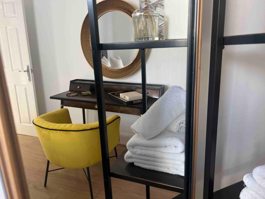Anfield Home Sleeps 5 Close To Lfc Free Parking Ліверпуль Екстер'єр фото